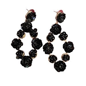 Earrings. POST TOP ORO holiday earrings